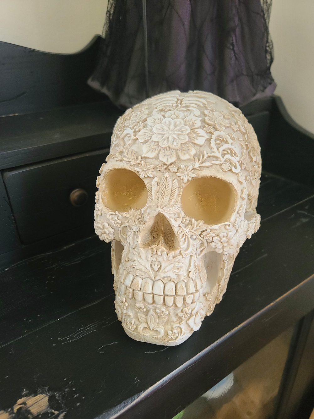 Decorative Floral Embellished Skull Accent - Cream